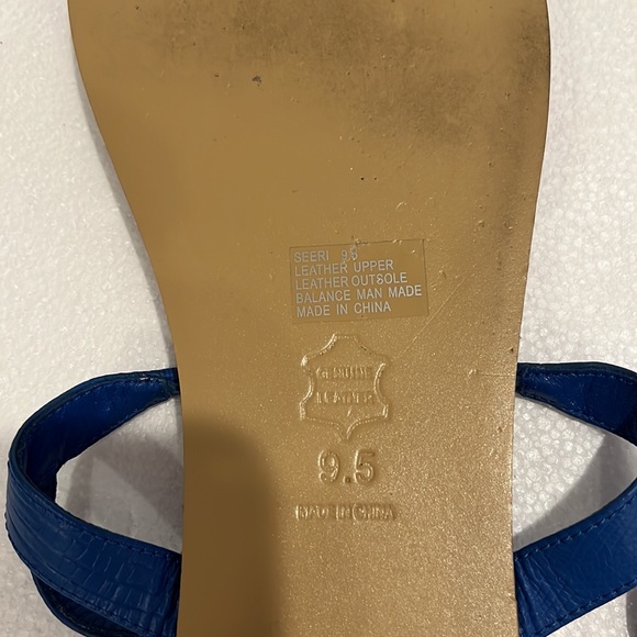 EUC STEVE MADDEN FLAT SANDALS, SZ 9.5, BLUE 100% LEATHER - Picture 5 of 8